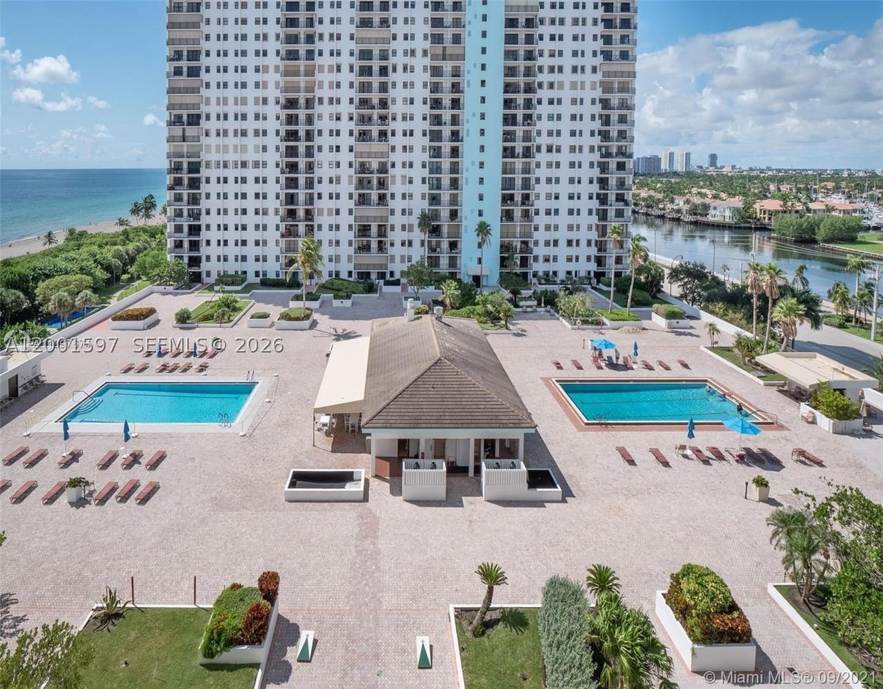 Real estate property located at 1201 Ocean Dr #604N, Broward, Summit Condo, Hollywood, FL