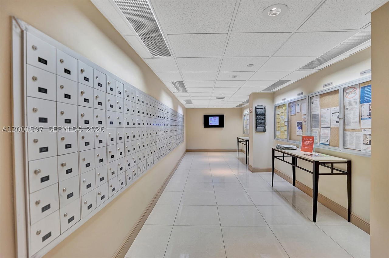 Real estate property located at 1201 Ocean Dr #604N, Broward, Summit Condo, Hollywood, FL