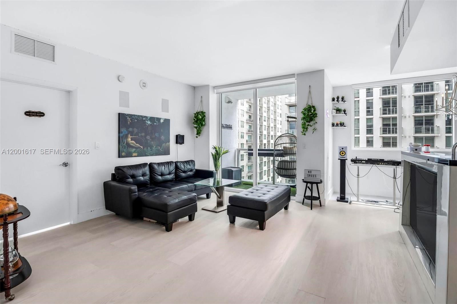 Real estate property located at 253 2nd St #1608, Miami-dade, Vizcayne South Condo, Miami, FL