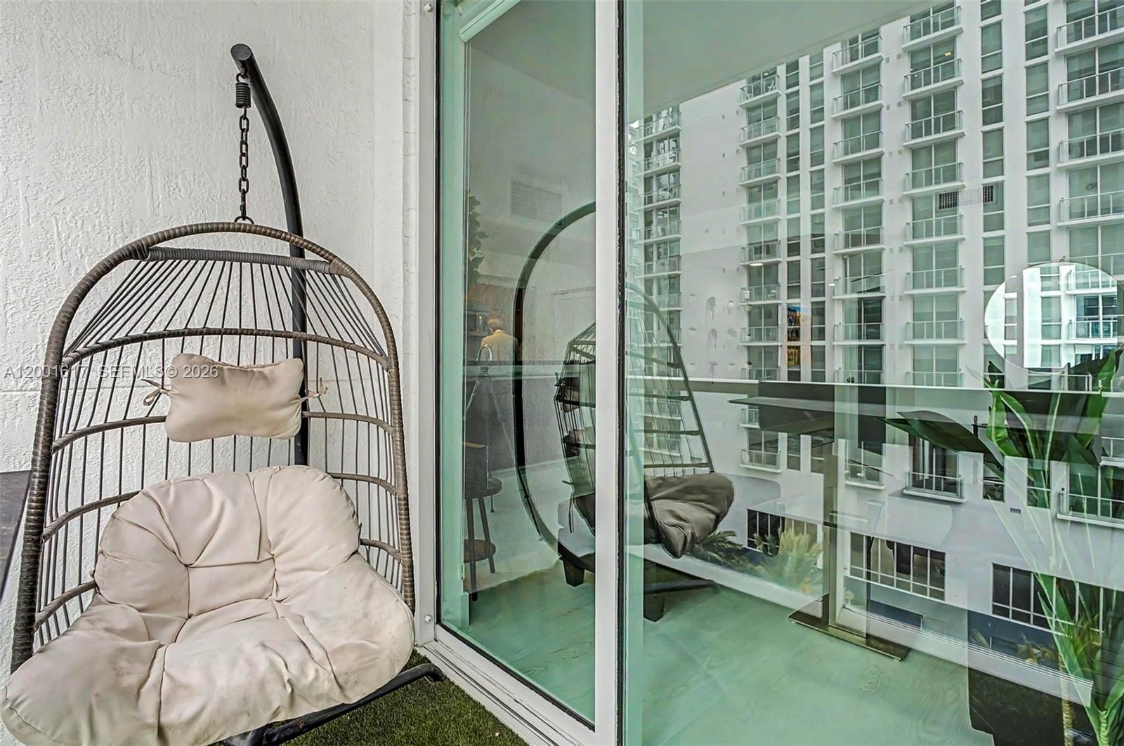 Real estate property located at 253 2nd St #1608, Miami-dade, Vizcayne South Condo, Miami, FL