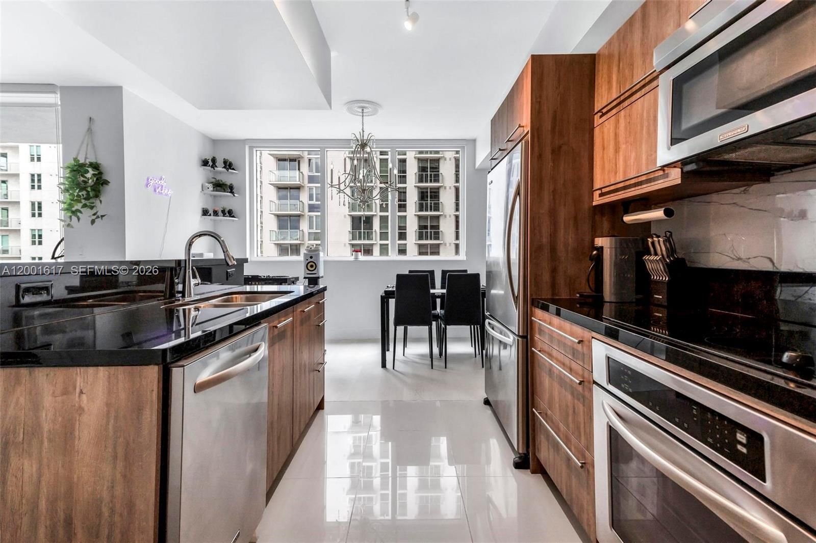 Real estate property located at 253 2nd St #1608, Miami-dade, Vizcayne South Condo, Miami, FL