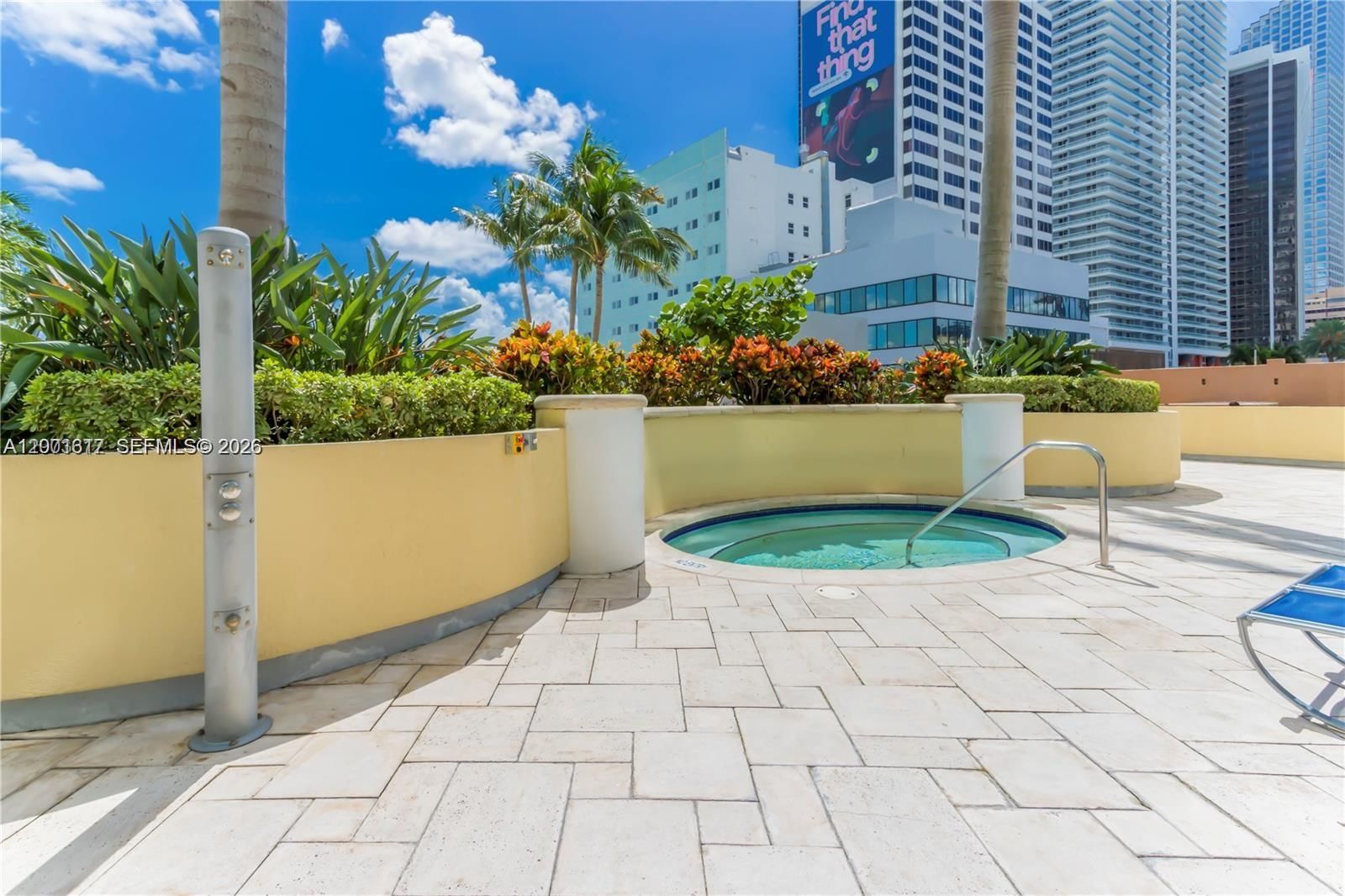Real estate property located at 253 2nd St #1608, Miami-dade, Vizcayne South Condo, Miami, FL