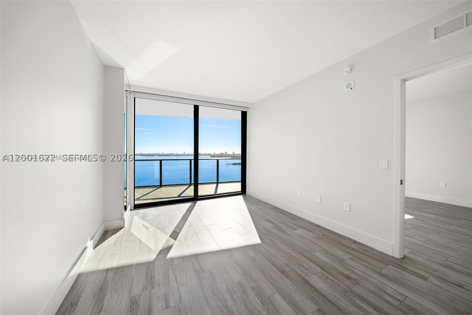 Real estate property located at 460 28th St #2707, Miami-dade, Icon Bay Condo, Miami, FL