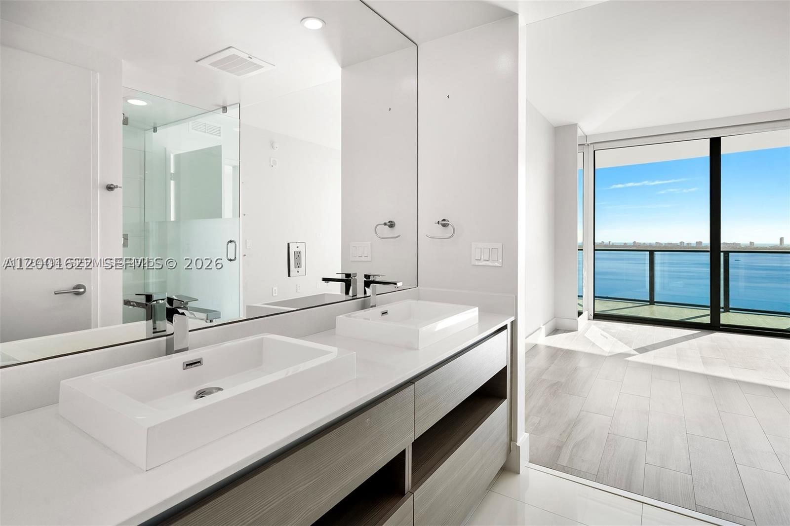 Real estate property located at 460 28th St #2707, Miami-dade, Icon Bay Condo, Miami, FL