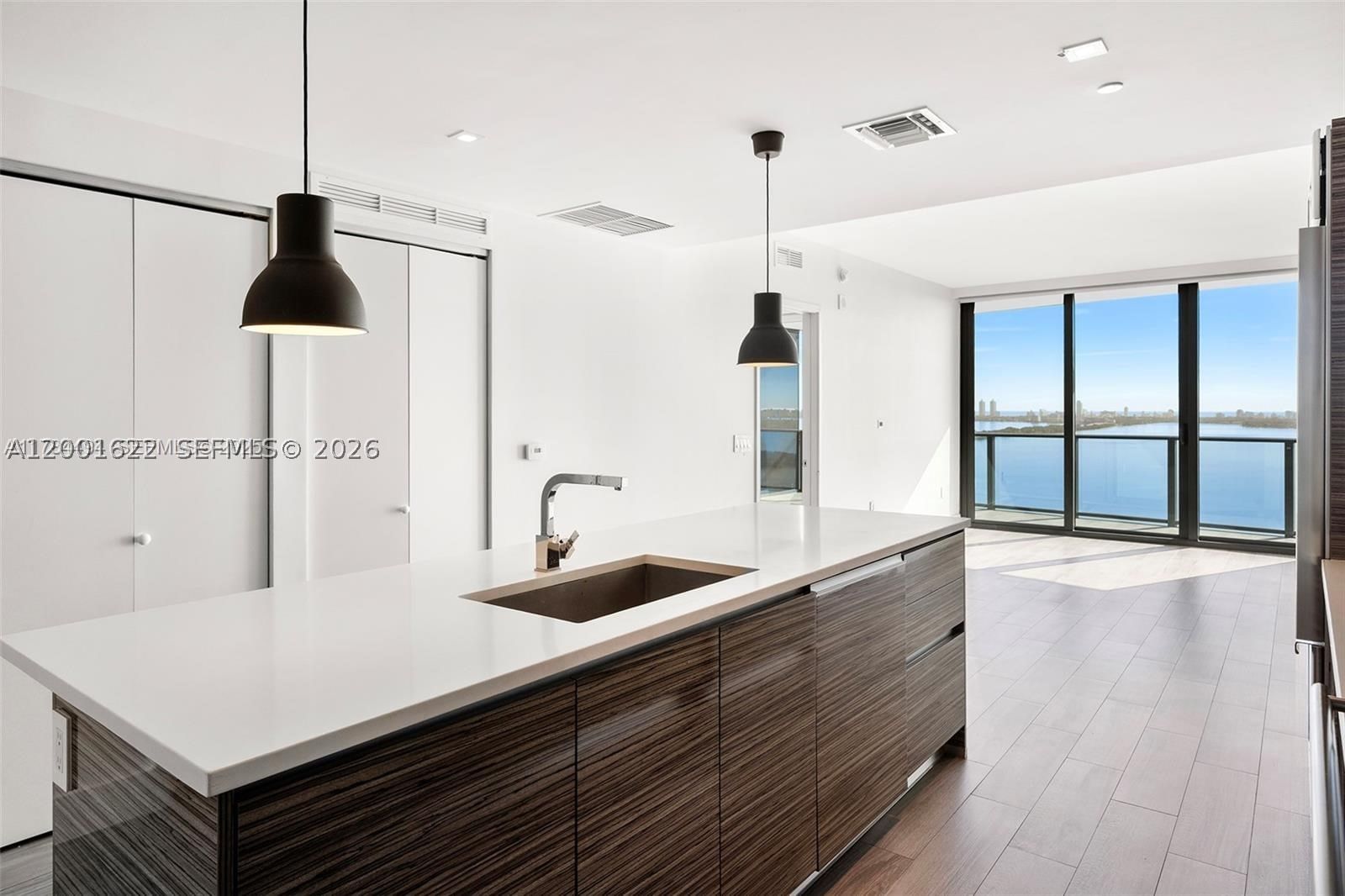 Real estate property located at 460 28th St #2707, Miami-dade, Icon Bay Condo, Miami, FL