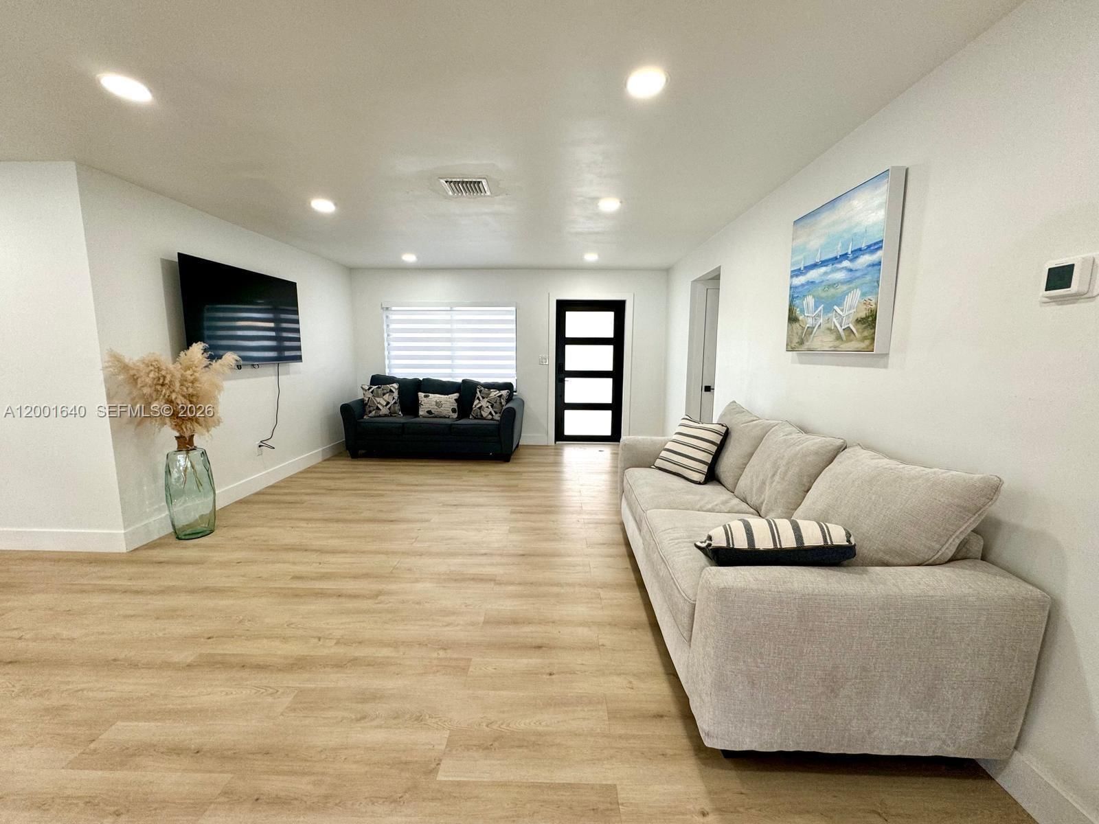 Real estate property located at 7200 12th Ave, Miami-dade, Lake Laurence North, Hialeah, FL