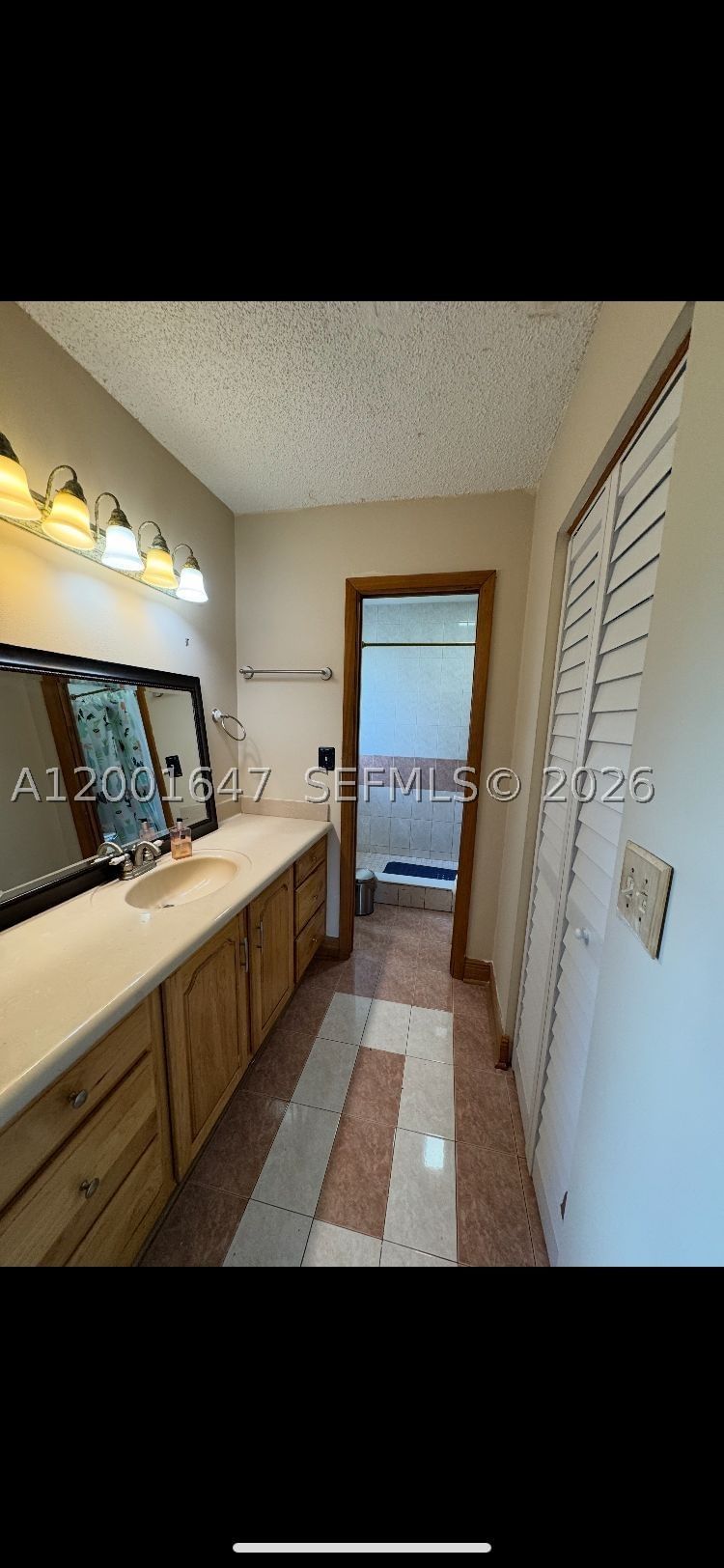 Real estate property located at 7010 103rd Pl, Miami-dade, Pueblo Del Sol Sec 1, Miami, FL