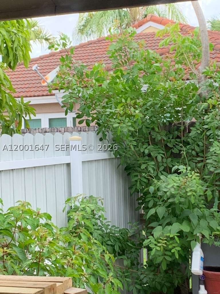 Real estate property located at 7010 103rd Pl, Miami-dade, Pueblo Del Sol Sec 1, Miami, FL