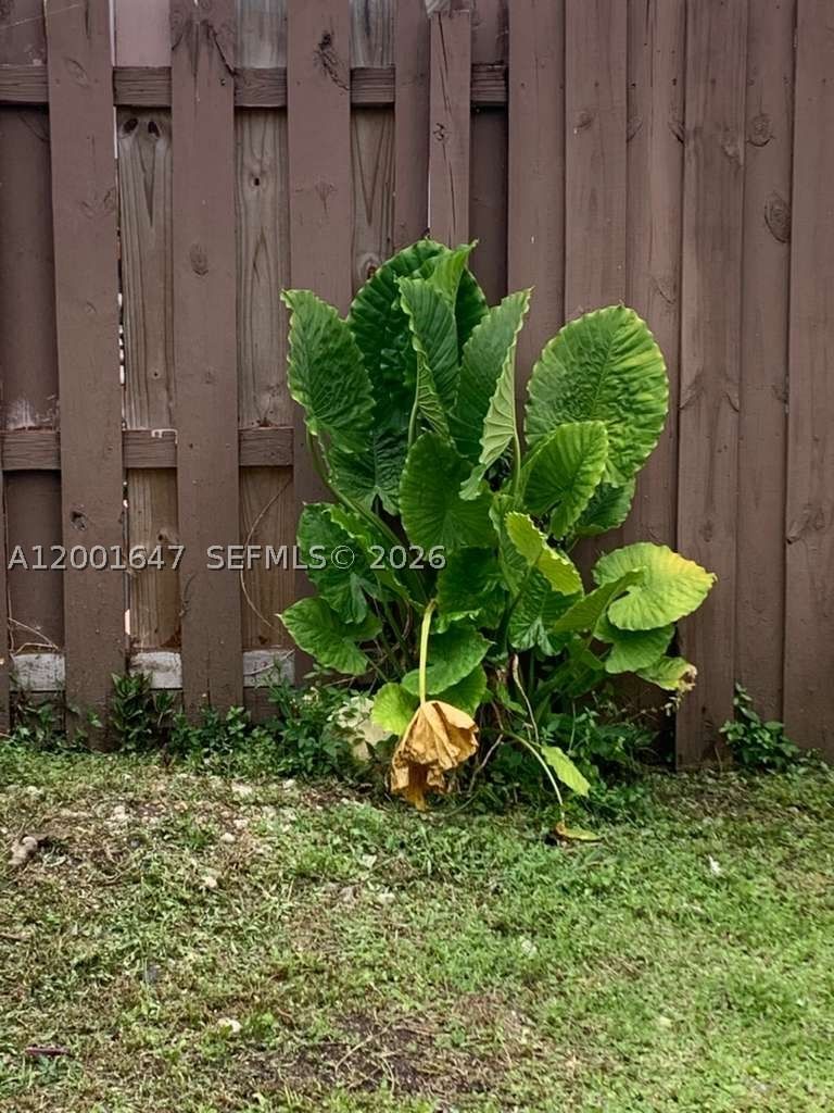 Real estate property located at 7010 103rd Pl, Miami-dade, Pueblo Del Sol Sec 1, Miami, FL