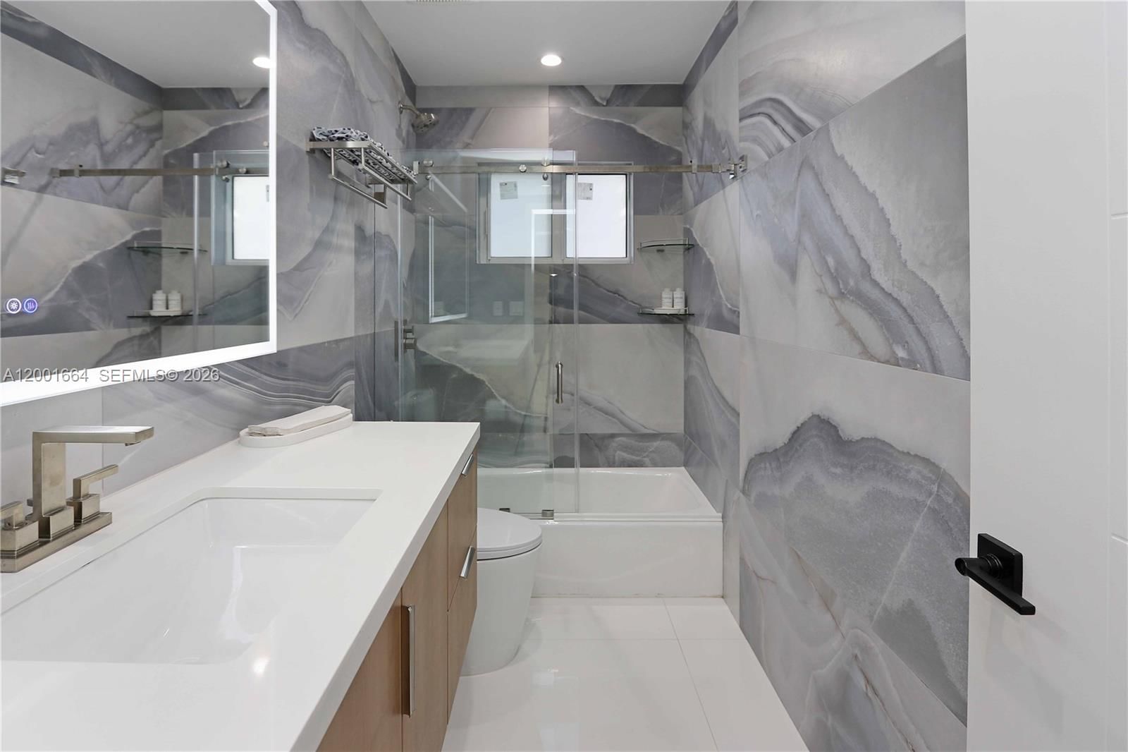 Real estate property located at 1220 Azalea Cres, Broward, Hollywood Golf Estates Se, Hollywood, FL