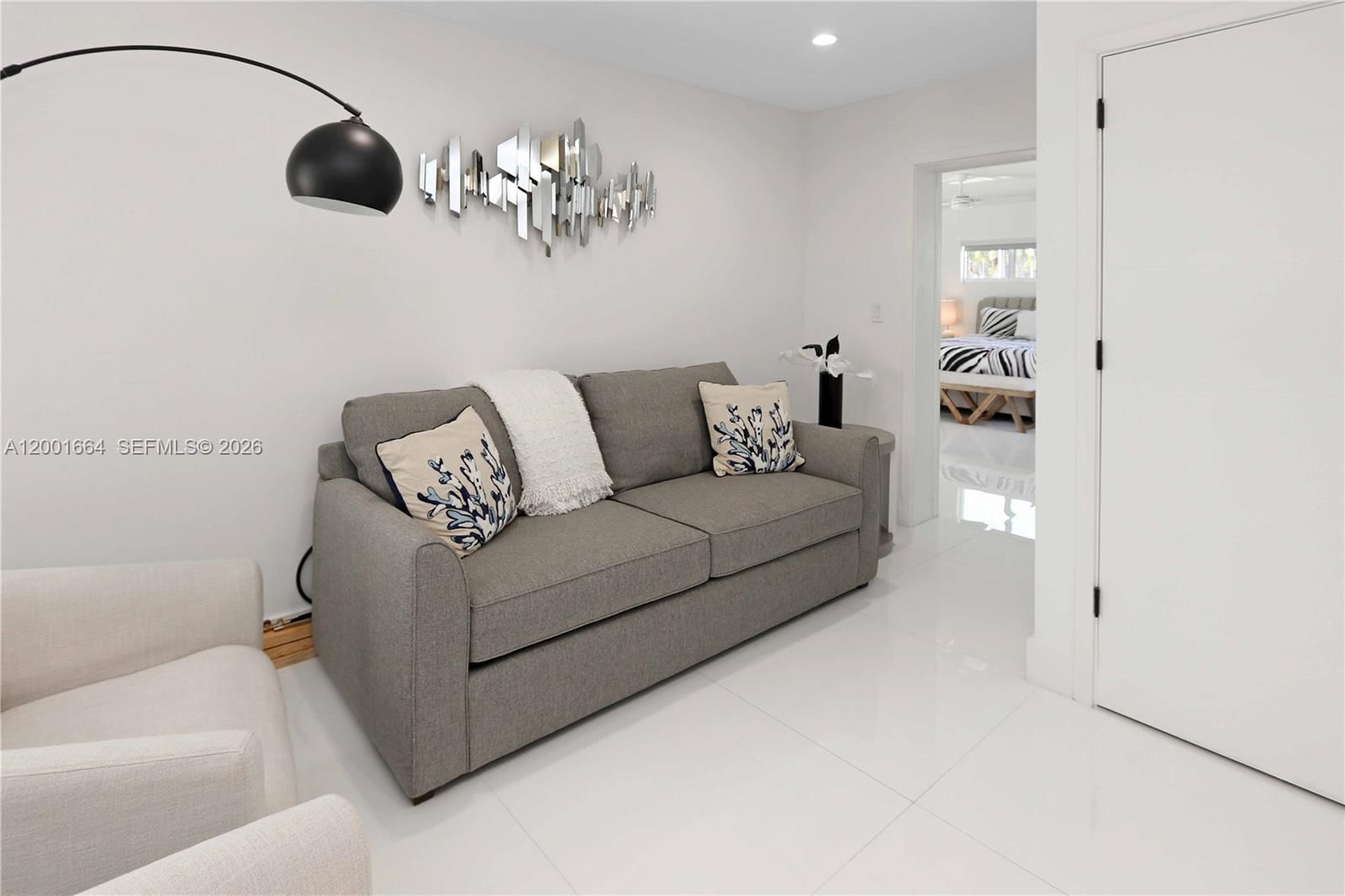 Real estate property located at 1220 Azalea Cres, Broward, Hollywood Golf Estates Se, Hollywood, FL