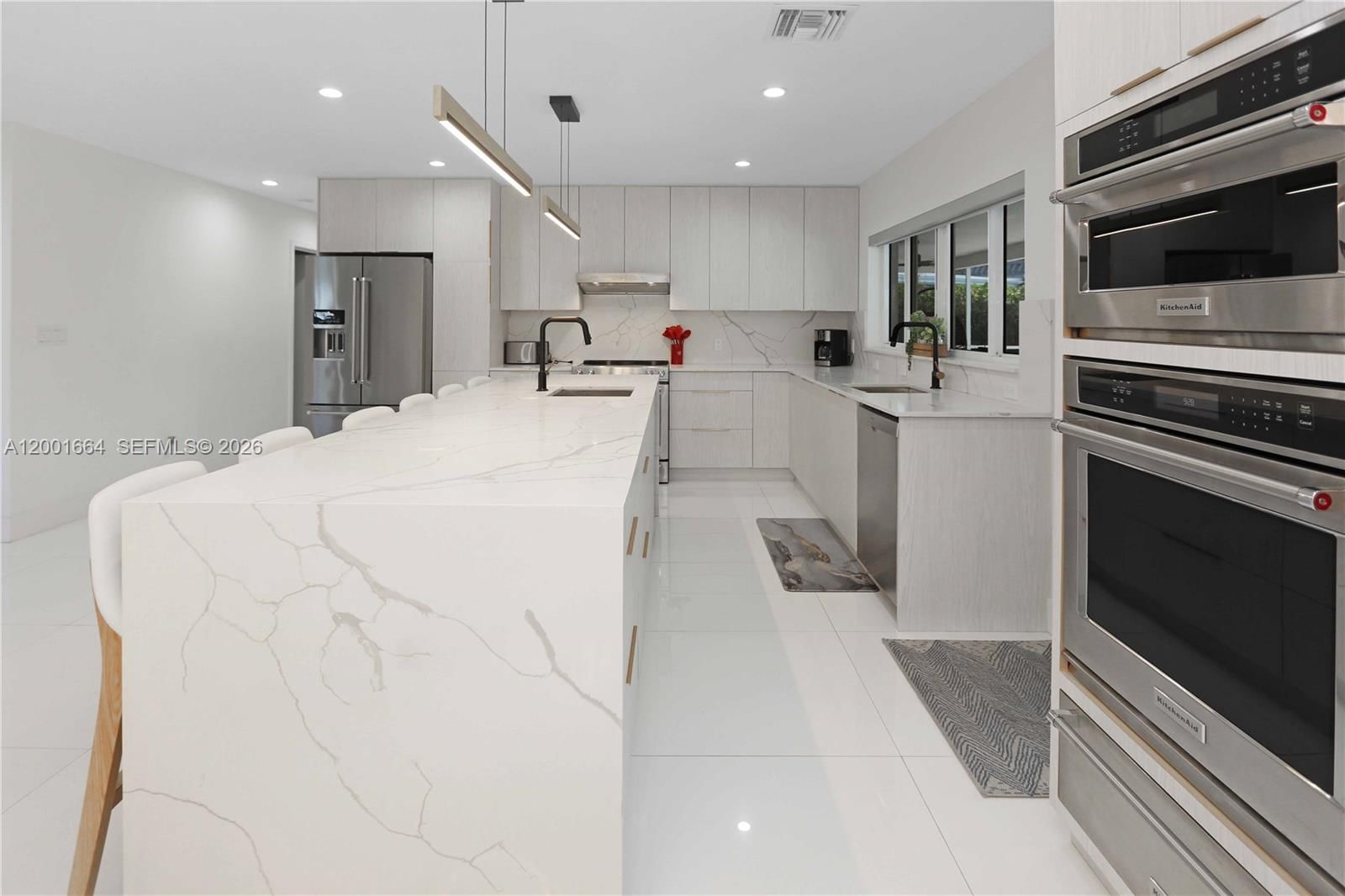 Real estate property located at 1220 Azalea Cres, Broward, Hollywood Golf Estates Se, Hollywood, FL