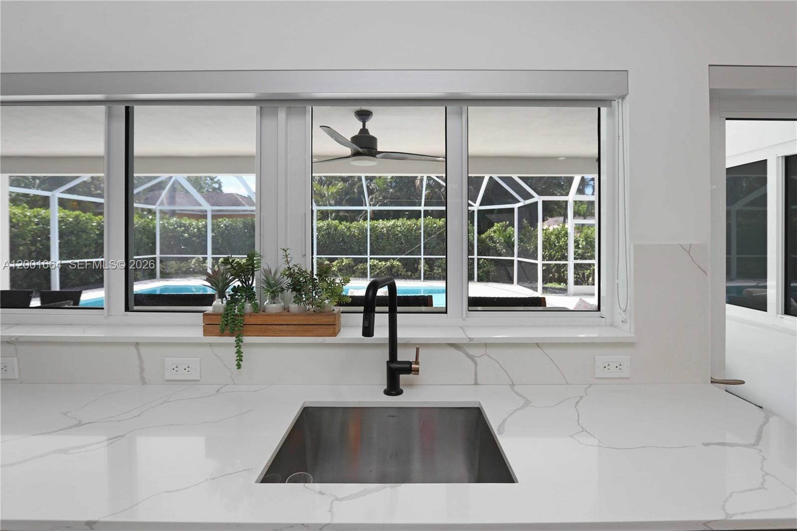 Real estate property located at 1220 Azalea Cres, Broward, Hollywood Golf Estates Se, Hollywood, FL