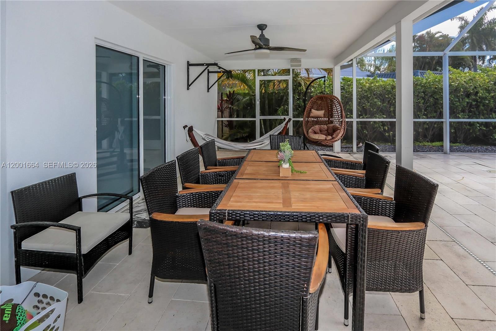 Real estate property located at 1220 Azalea Cres, Broward, Hollywood Golf Estates Se, Hollywood, FL