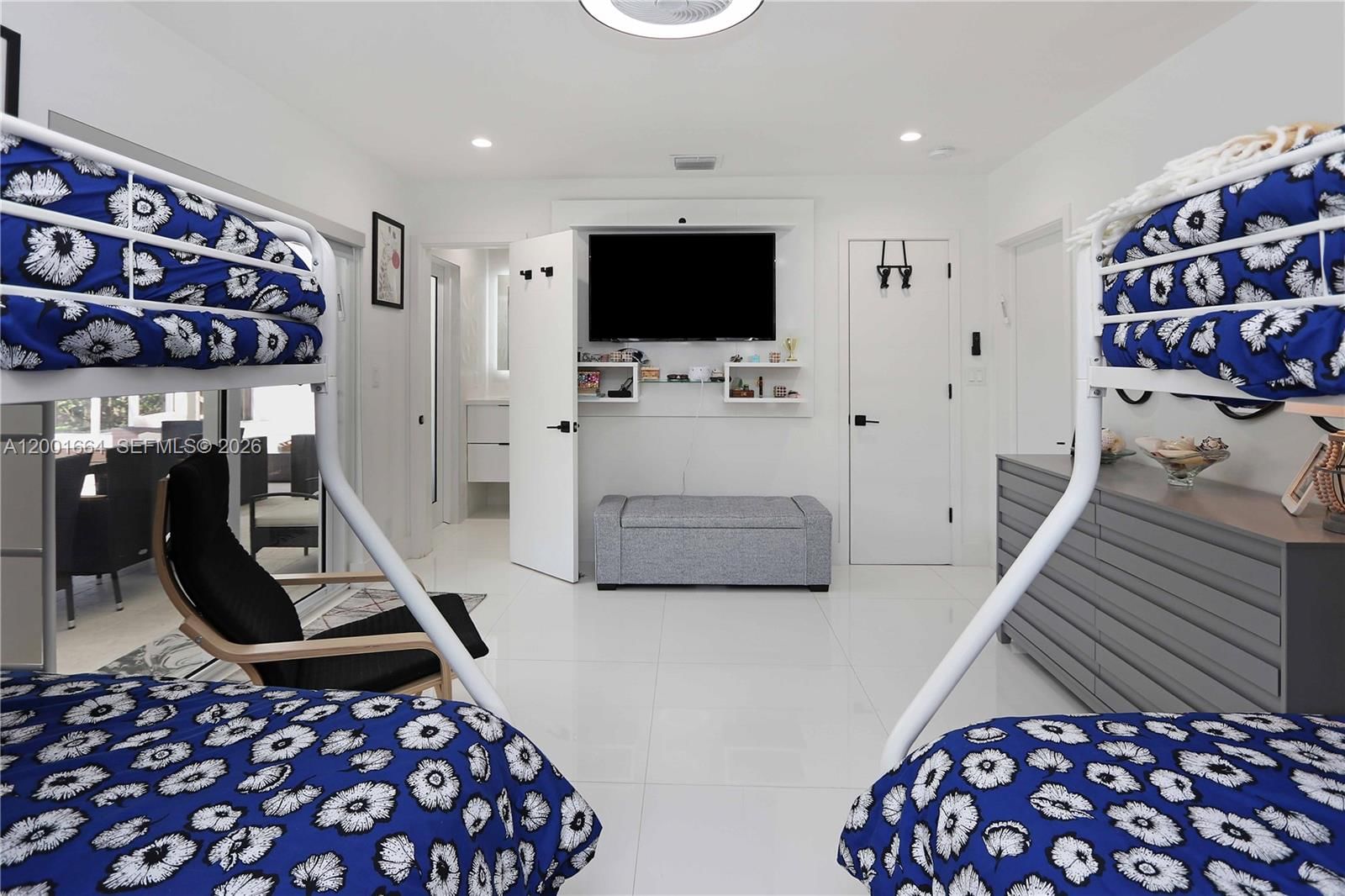 Real estate property located at 1220 Azalea Cres, Broward, Hollywood Golf Estates Se, Hollywood, FL