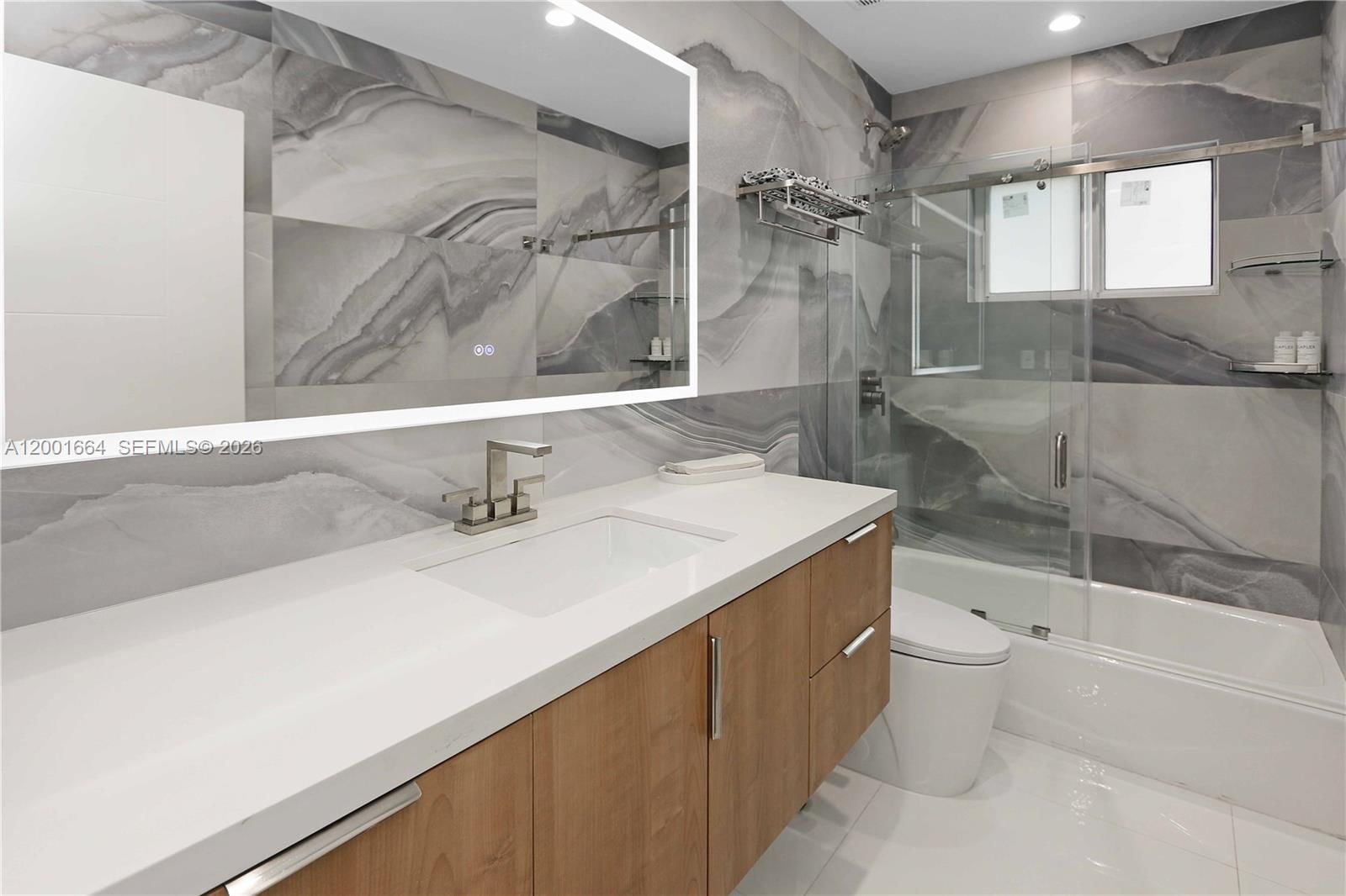 Real estate property located at 1220 Azalea Cres, Broward, Hollywood Golf Estates Se, Hollywood, FL