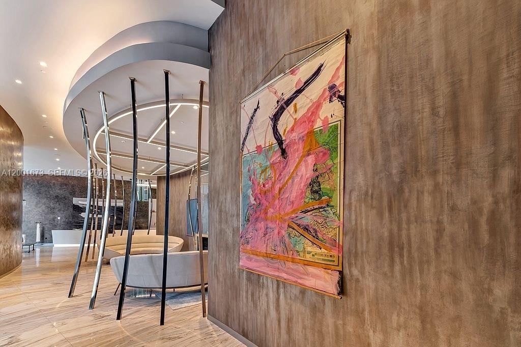 Real estate property located at 1000 Brickell Plz #3904, Miami-dade, Brickell Flatiron Condo, Miami, FL