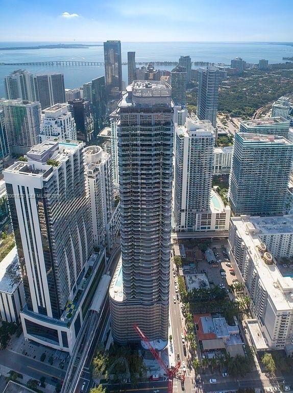 Real estate property located at 1000 Brickell Plz #3904, Miami-dade, Brickell Flatiron Condo, Miami, FL