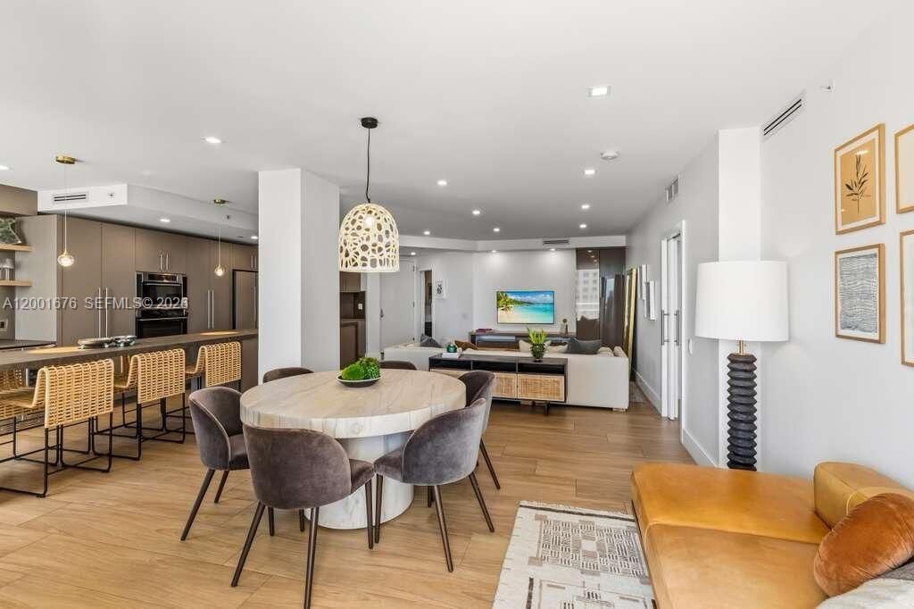 Real estate property located at 888 Brickell Key Dr #1207, Miami-dade, One Tequesta Point Condo, Miami, FL