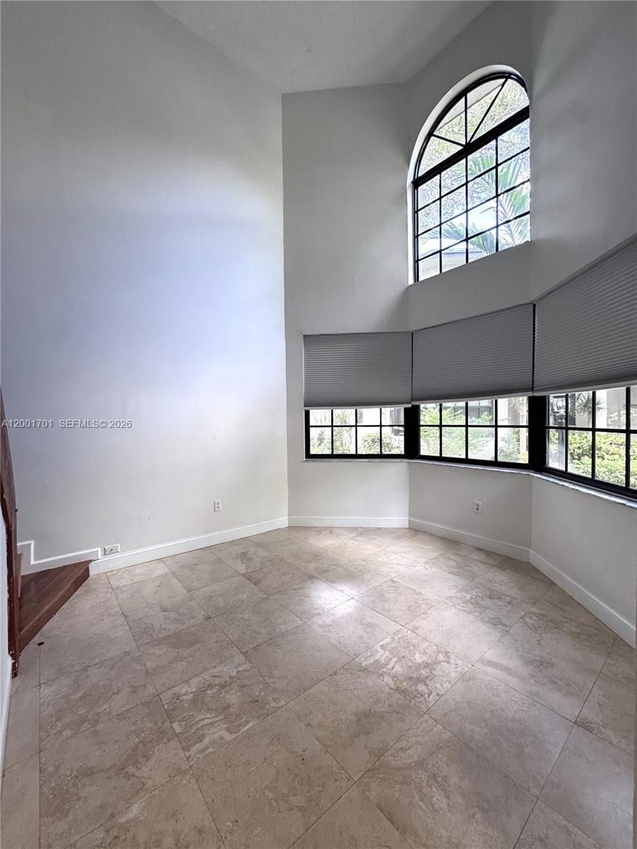 Real estate property located at 3054 Center St #3054, Miami-dade, Center Grove Villas Condo, Miami, FL