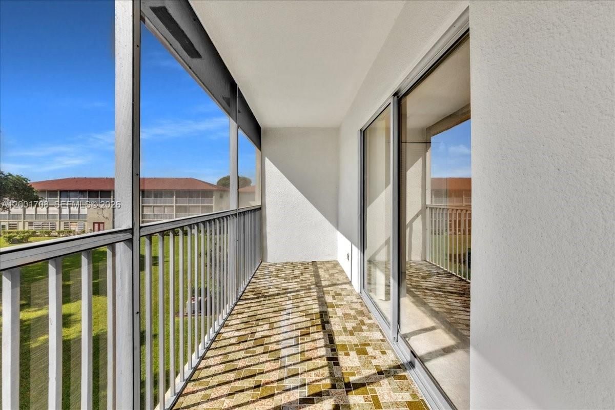 Real estate property located at 13500 1st St #307U, Broward, New Hampton At Century Vi, Pembroke Pines, FL