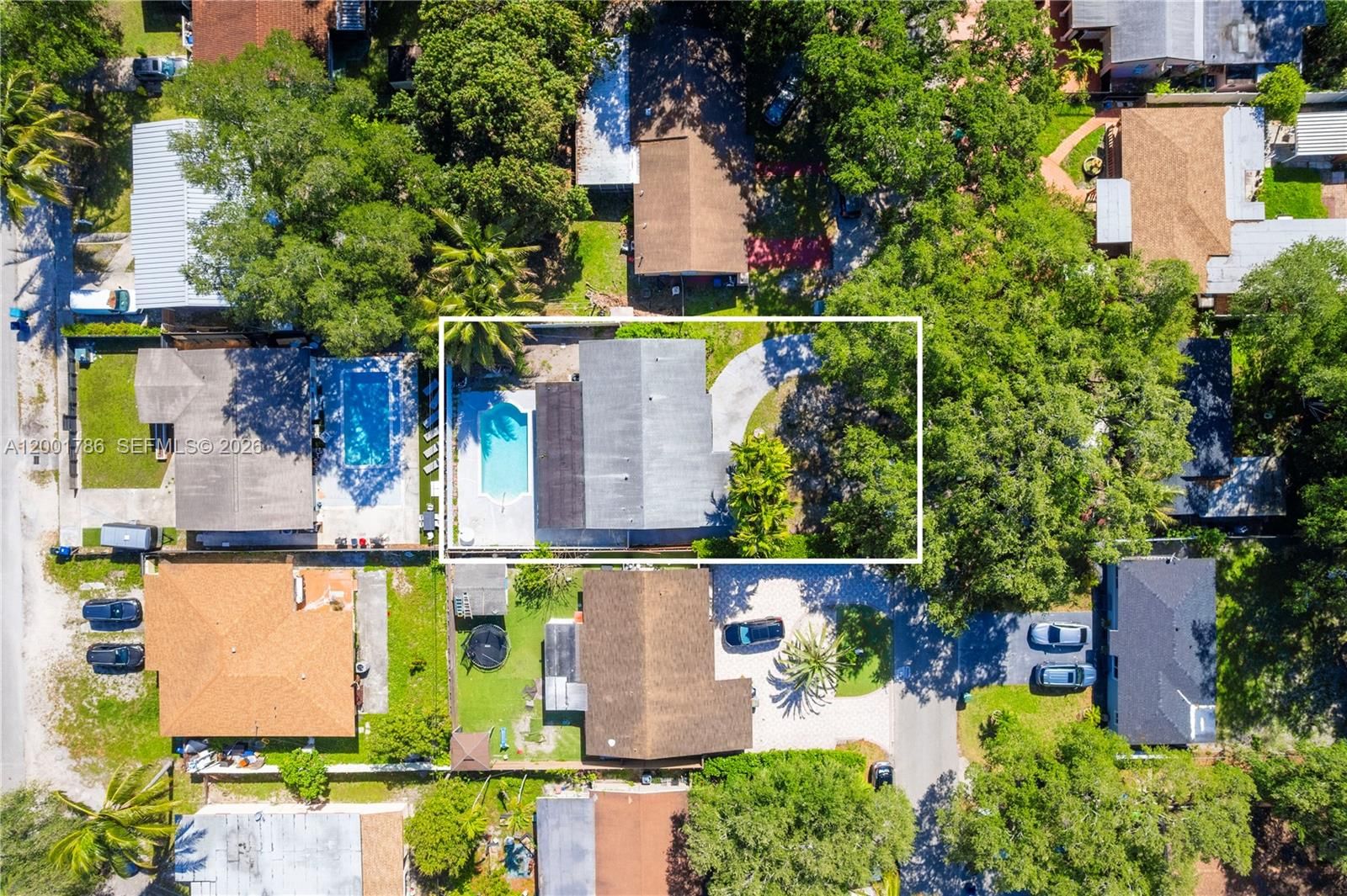 Real estate property located at 565 160th Ter, Miami-dade, Fulford Highlands 3 Addn, Miami, FL