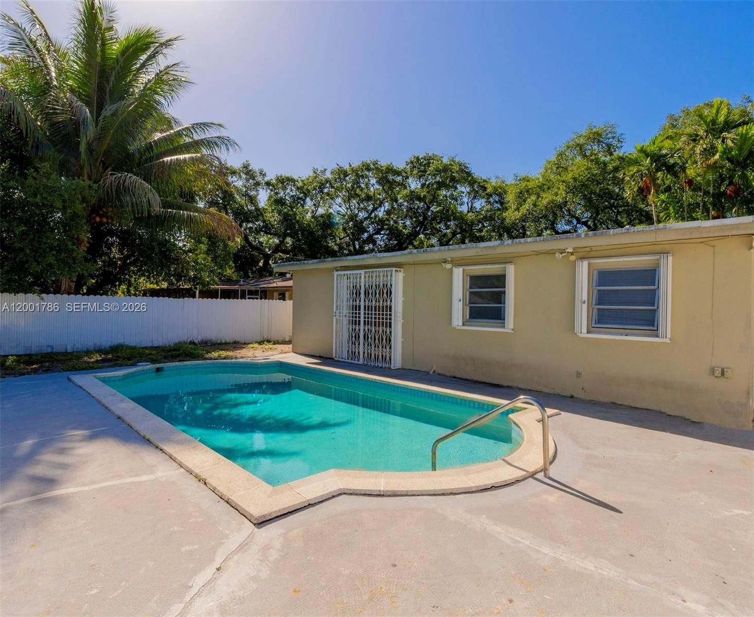 Real estate property located at 565 160th Ter, Miami-dade, Fulford Highlands 3 Addn, Miami, FL