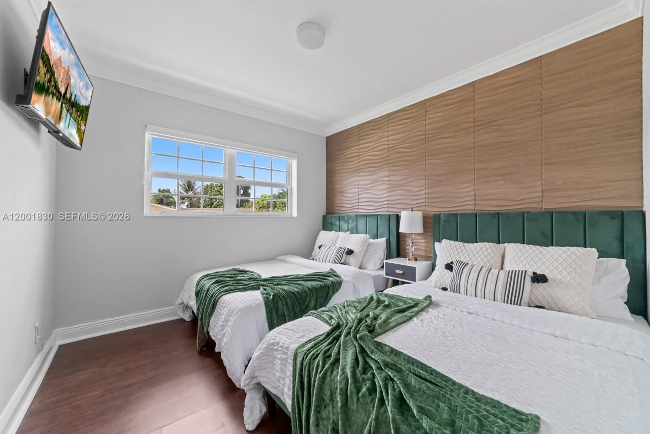 Real estate property located at 18901 10th Ct, Miami-dade, Norwood 3 Addn Sec 1, Miami Gardens, FL