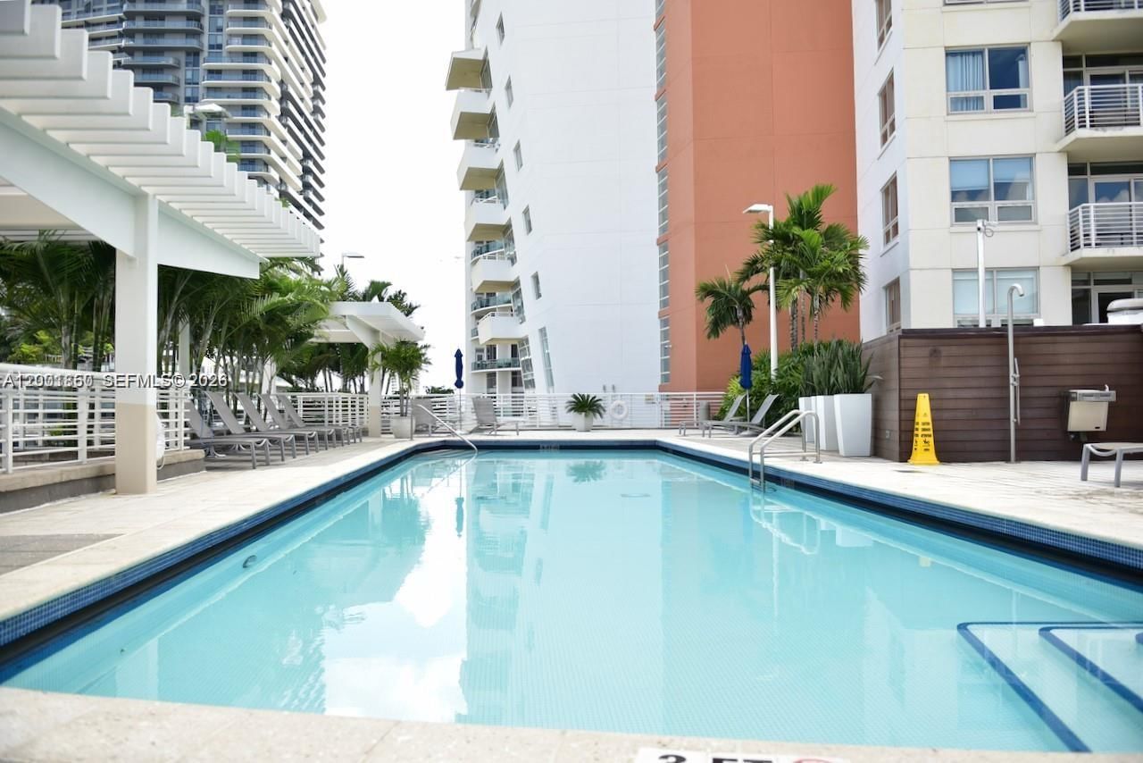 Real estate property located at 3250 1st Ave #321, Miami-dade, Midblock Miami Condo, Miami, FL