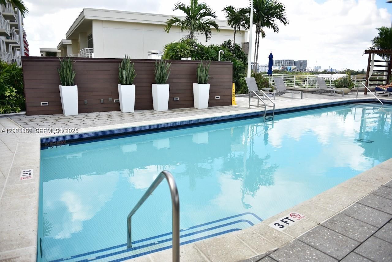 Real estate property located at 3250 1st Ave #321, Miami-dade, Midblock Miami Condo, Miami, FL