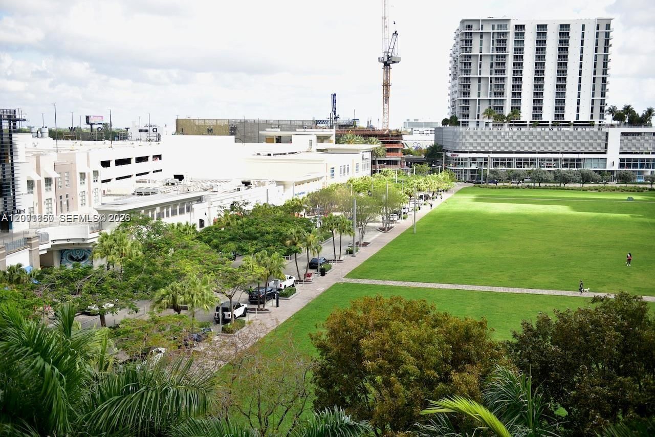 Real estate property located at 3250 1st Ave #321, Miami-dade, Midblock Miami Condo, Miami, FL