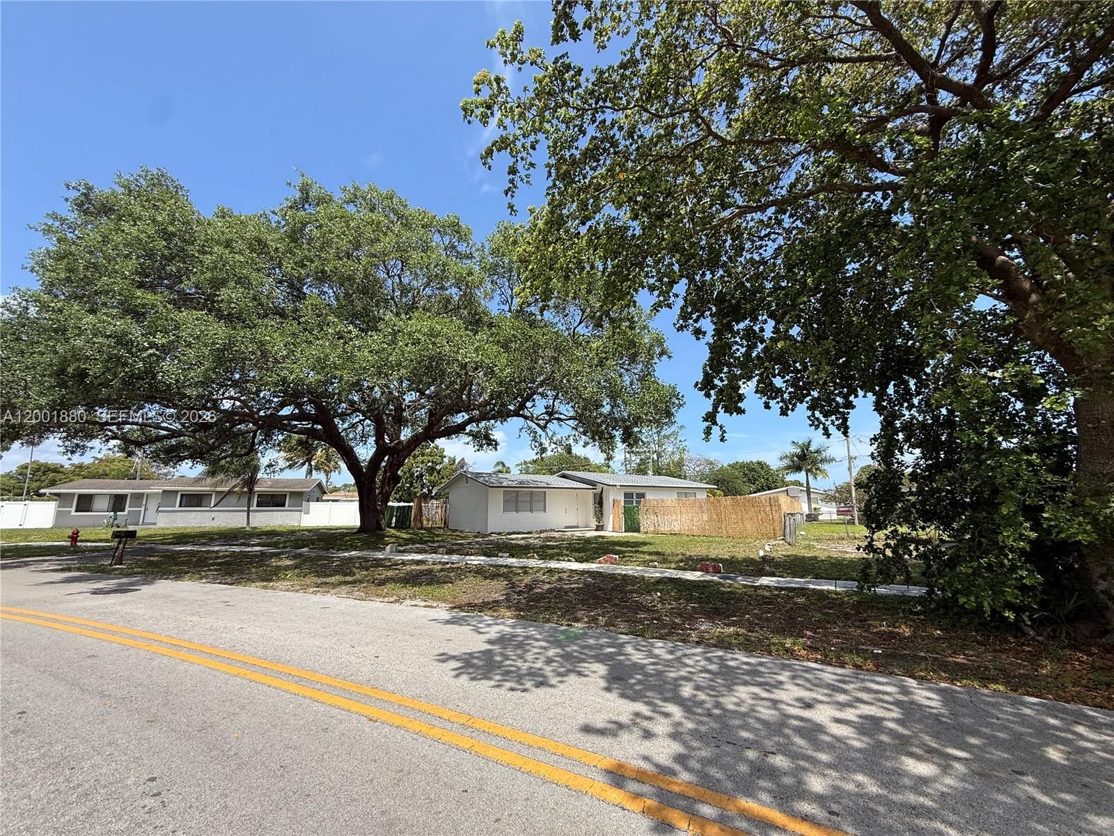 Real estate property located at 1606 12th Ave, Broward, Lauderdale Villas, Fort Lauderdale, FL