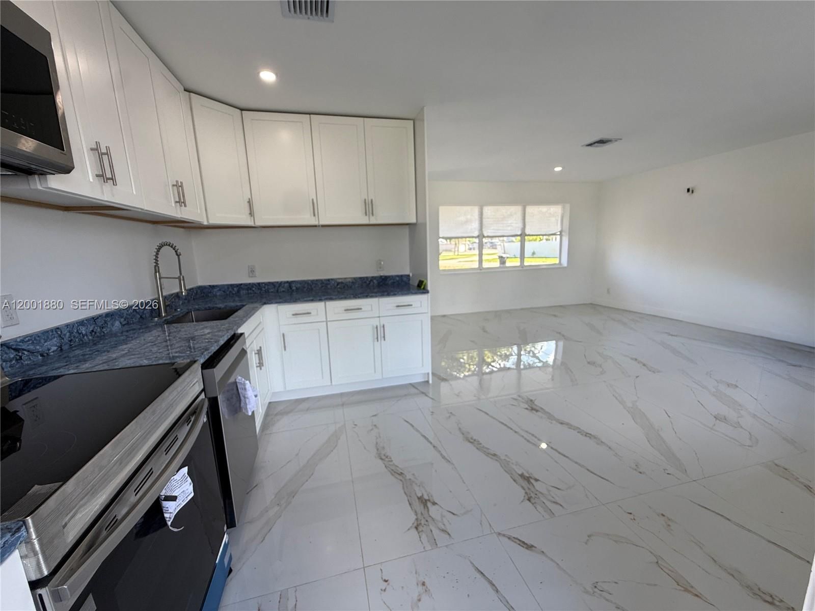 Real estate property located at 1606 12th Ave, Broward, Lauderdale Villas, Fort Lauderdale, FL