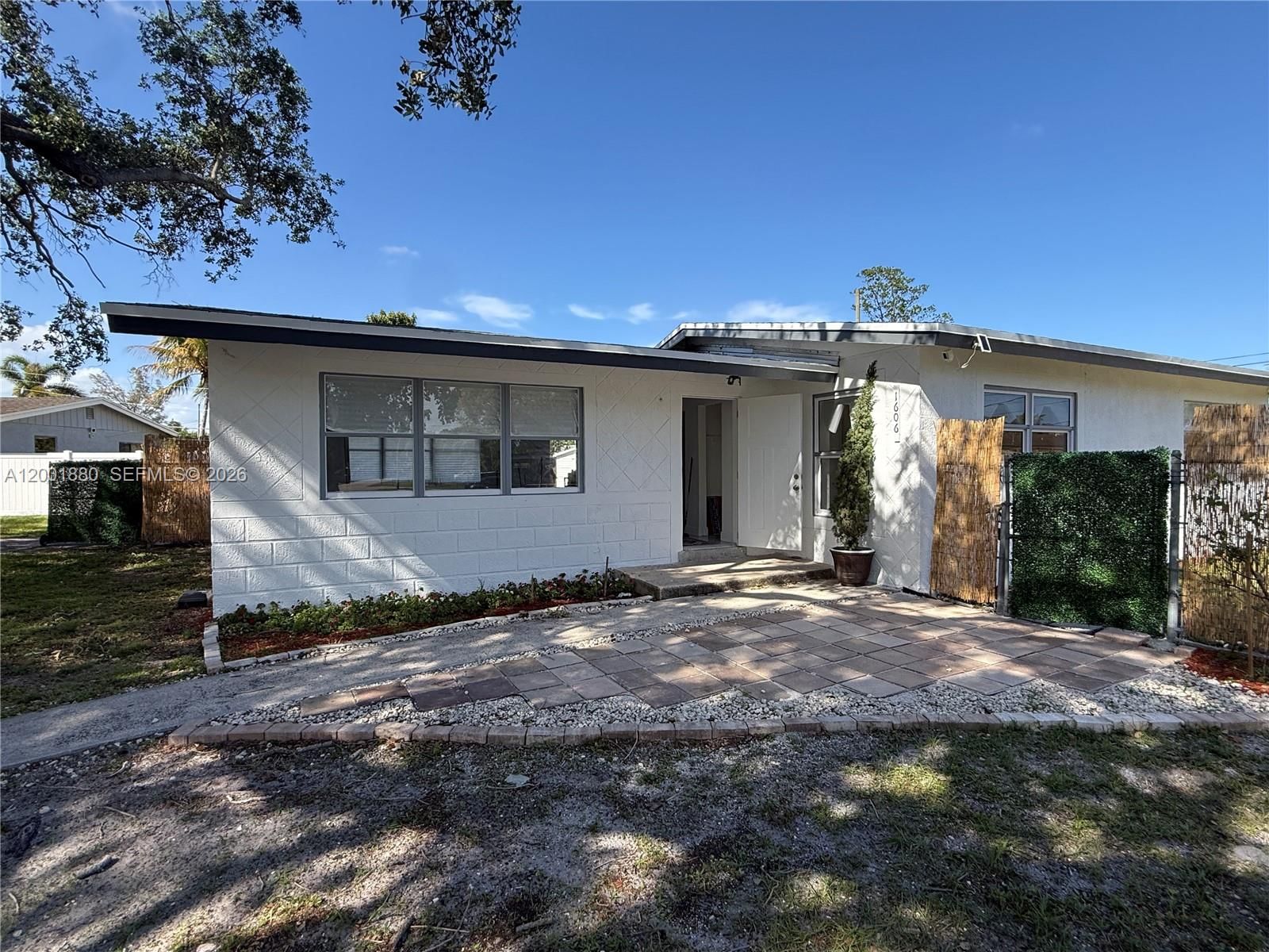 Real estate property located at 1606 12th Ave, Broward, Lauderdale Villas, Fort Lauderdale, FL