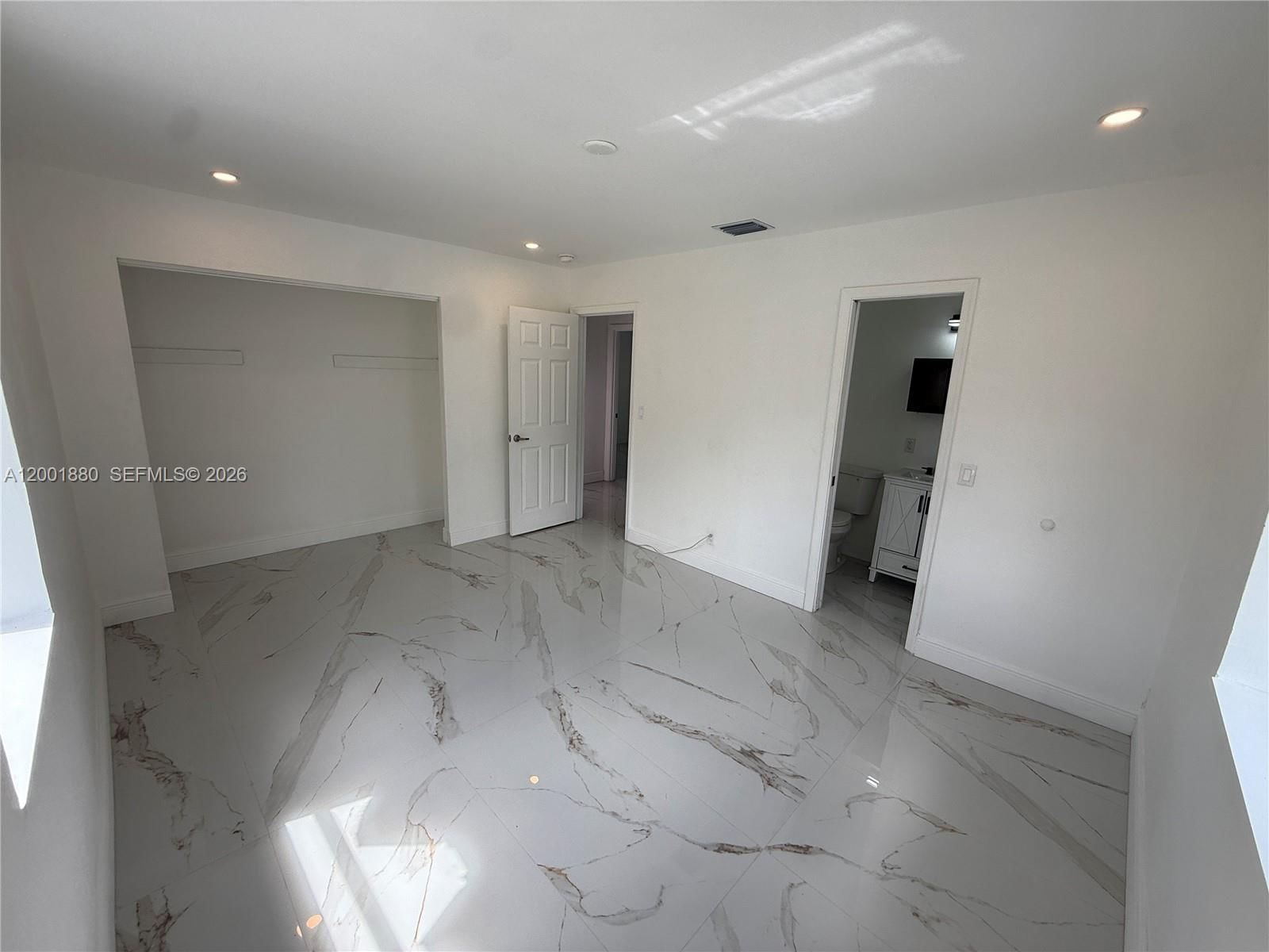 Real estate property located at 1606 12th Ave, Broward, Lauderdale Villas, Fort Lauderdale, FL