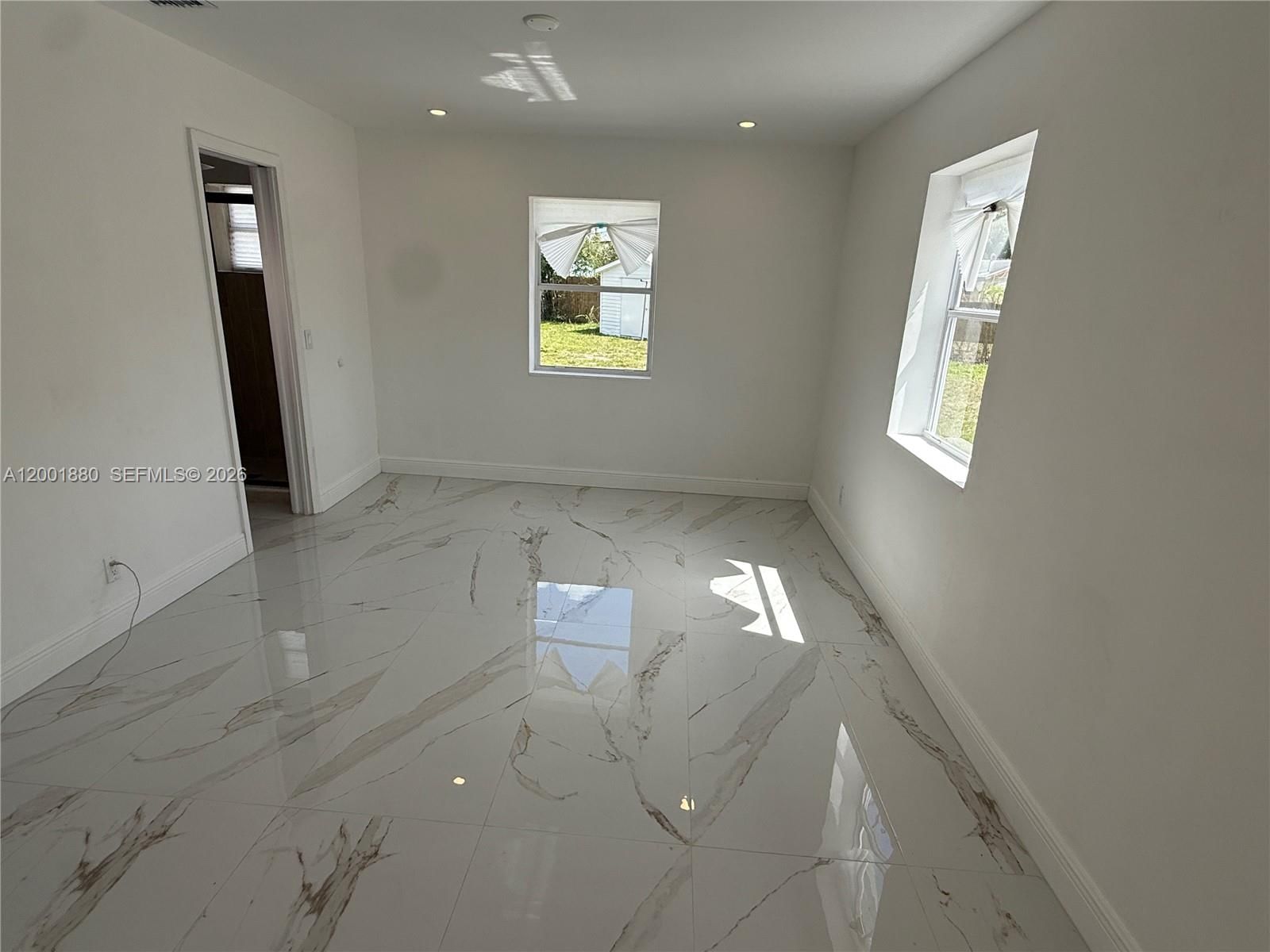 Real estate property located at 1606 12th Ave, Broward, Lauderdale Villas, Fort Lauderdale, FL