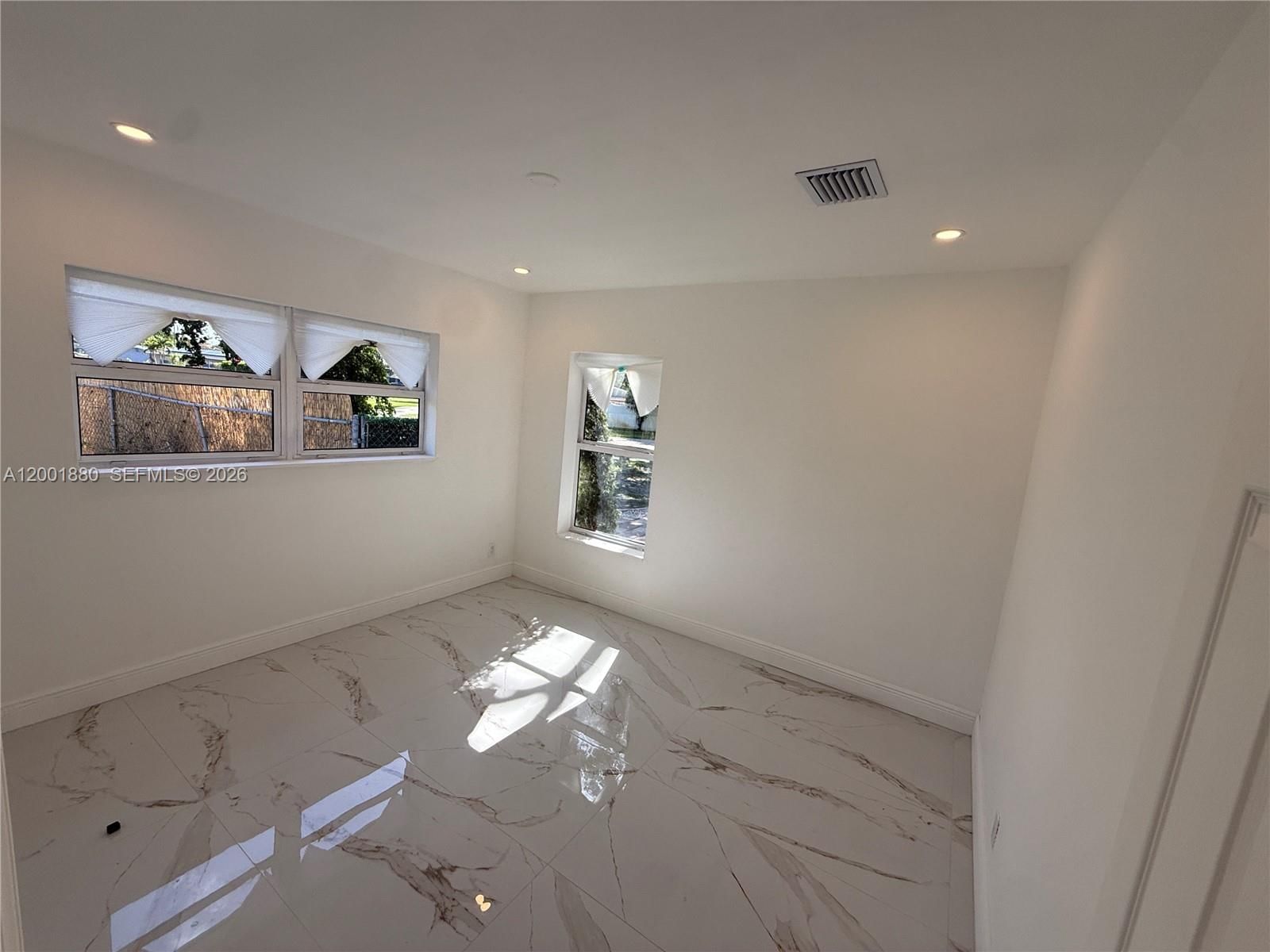 Real estate property located at 1606 12th Ave, Broward, Lauderdale Villas, Fort Lauderdale, FL