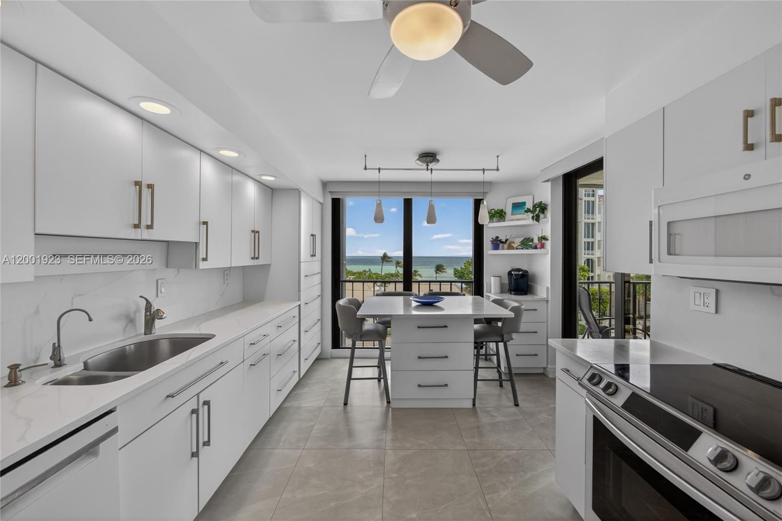 Real estate property located at 1905 Ocean Blvd #4F, Broward, Shore Club Condo, Fort Lauderdale, FL