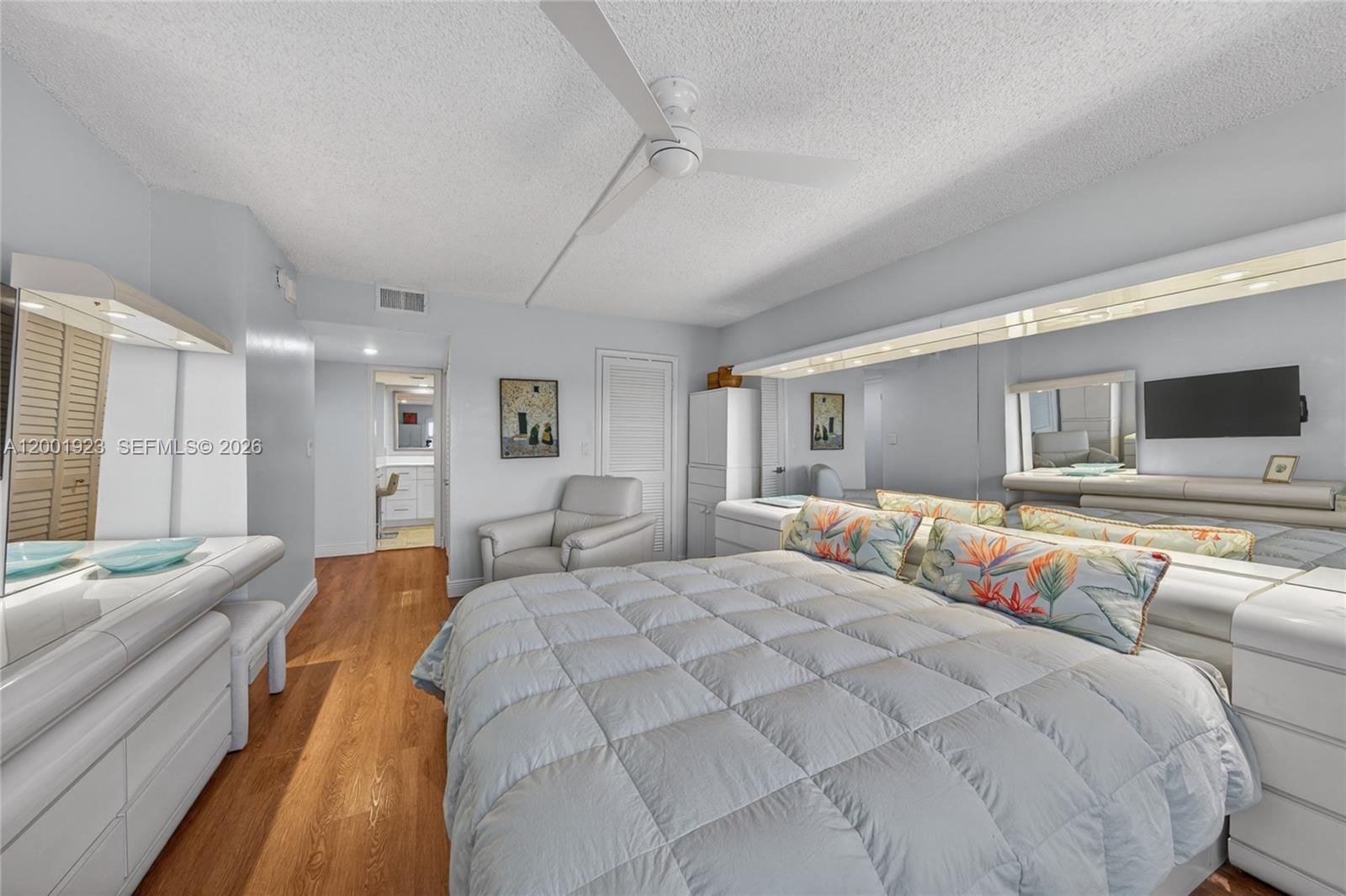 Real estate property located at 1905 Ocean Blvd #4F, Broward, Shore Club Condo, Fort Lauderdale, FL