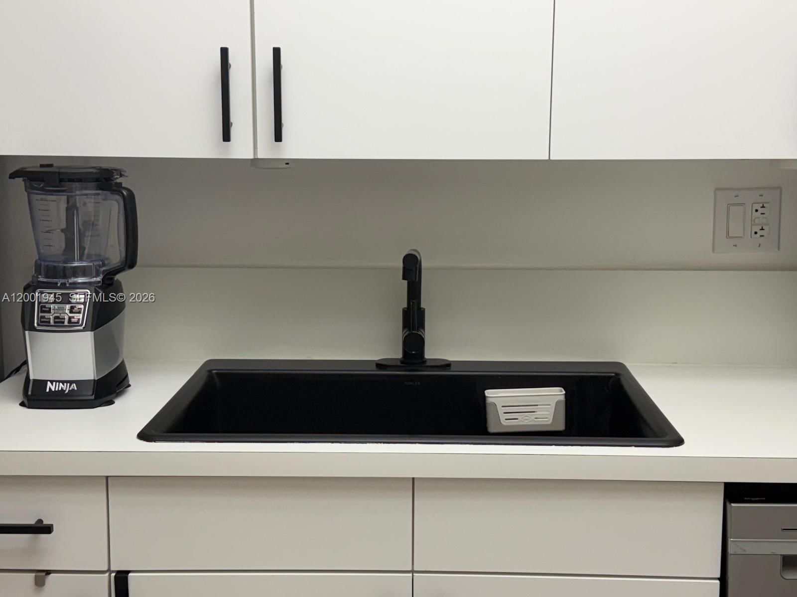 Real estate property located at 9725 52nd St #202, Miami-dade, Doral House Condo No 3, Doral, FL