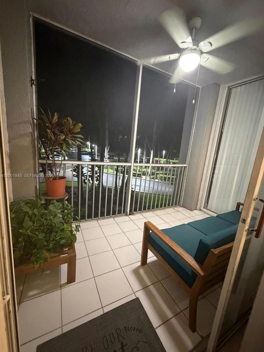 Real estate property located at 9725 52nd St #202, Miami-dade, Doral House Condo No 3, Doral, FL