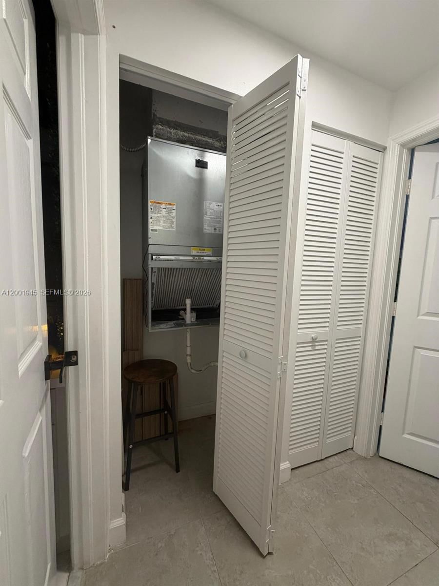 Real estate property located at 9725 52nd St #202, Miami-dade, Doral House Condo No 3, Doral, FL