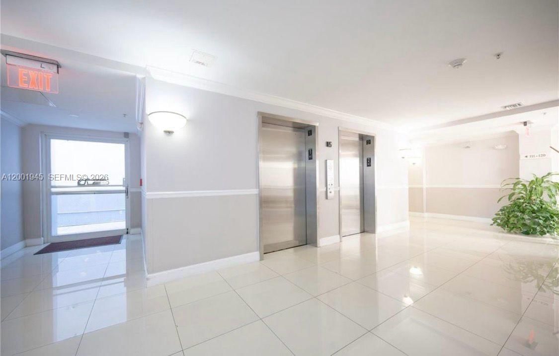 Real estate property located at 9725 52nd St #202, Miami-dade, Doral House Condo No 3, Doral, FL