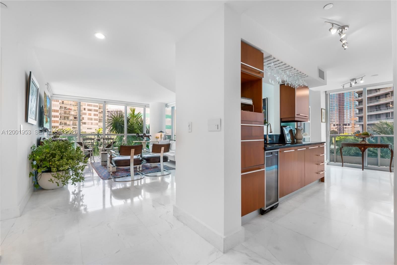Real estate property located at 1331 Brickell Bay Dr #408, Miami-dade, Jade Residences At Bricke, Miami, FL