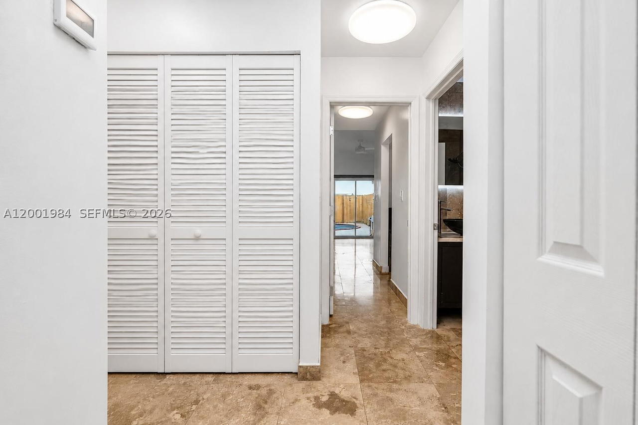 Real estate property located at 17403 142nd Pl, Miami-dade, Weitzer Serena Lakes West, Miami, FL