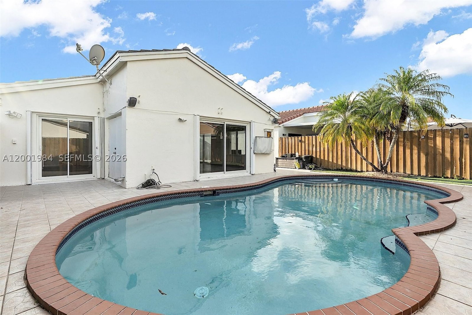 Real estate property located at 17403 142nd Pl, Miami-dade, Weitzer Serena Lakes West, Miami, FL