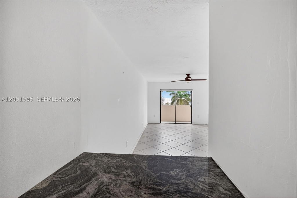 Real estate property located at 1250 Lincoln Rd #404, Miami-dade, Lincoln West Gardens Condo, Miami Beach, FL