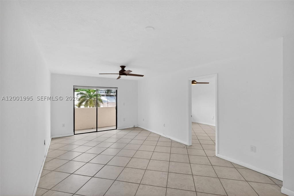 Real estate property located at 1250 Lincoln Rd #404, Miami-dade, Lincoln West Gardens Condo, Miami Beach, FL
