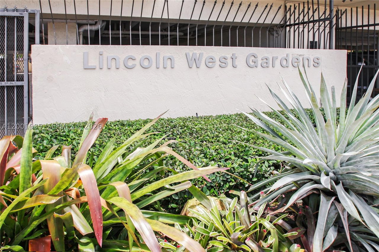 Real estate property located at 1250 Lincoln Rd #404, Miami-dade, Lincoln West Gardens Condo, Miami Beach, FL