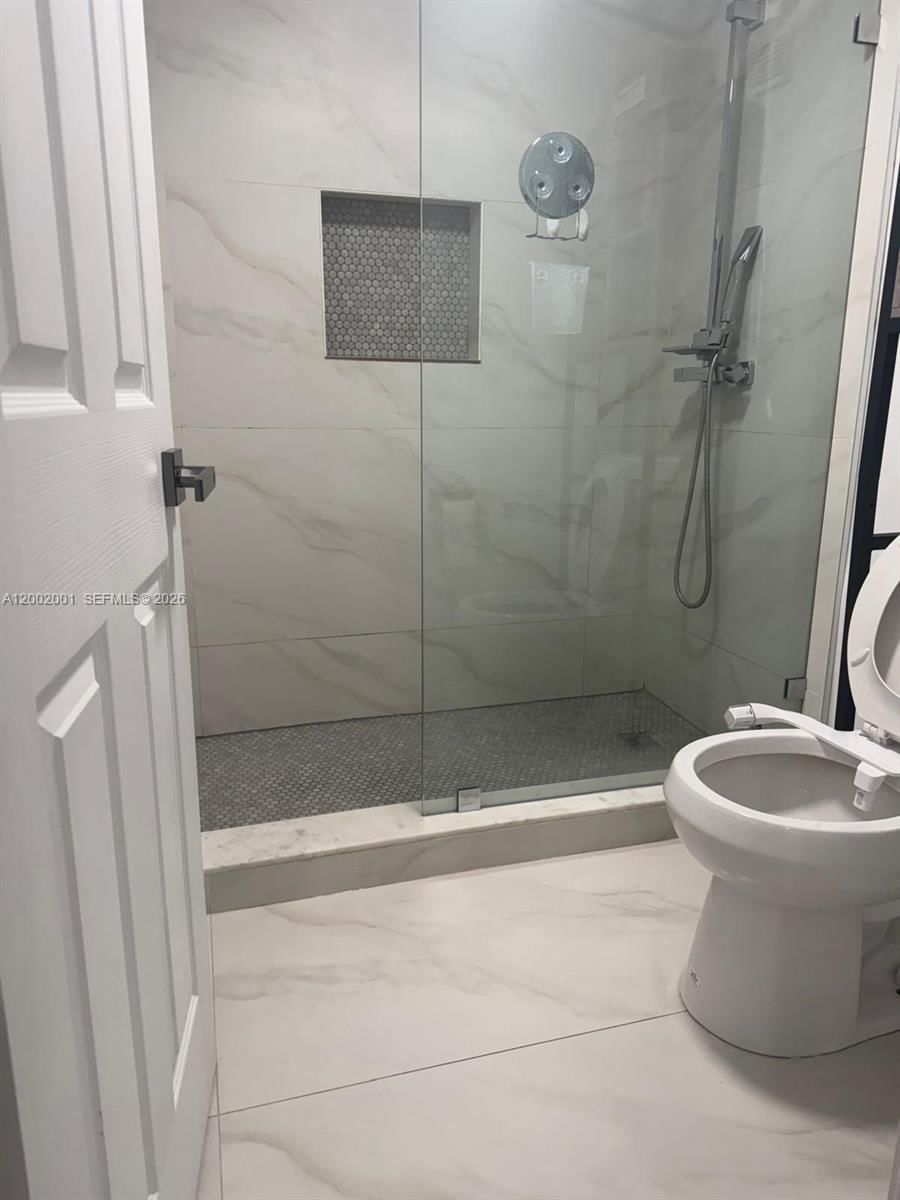 Real estate property located at 671 195th St #208E, Miami-dade, Cedar Gleen, Miami, FL